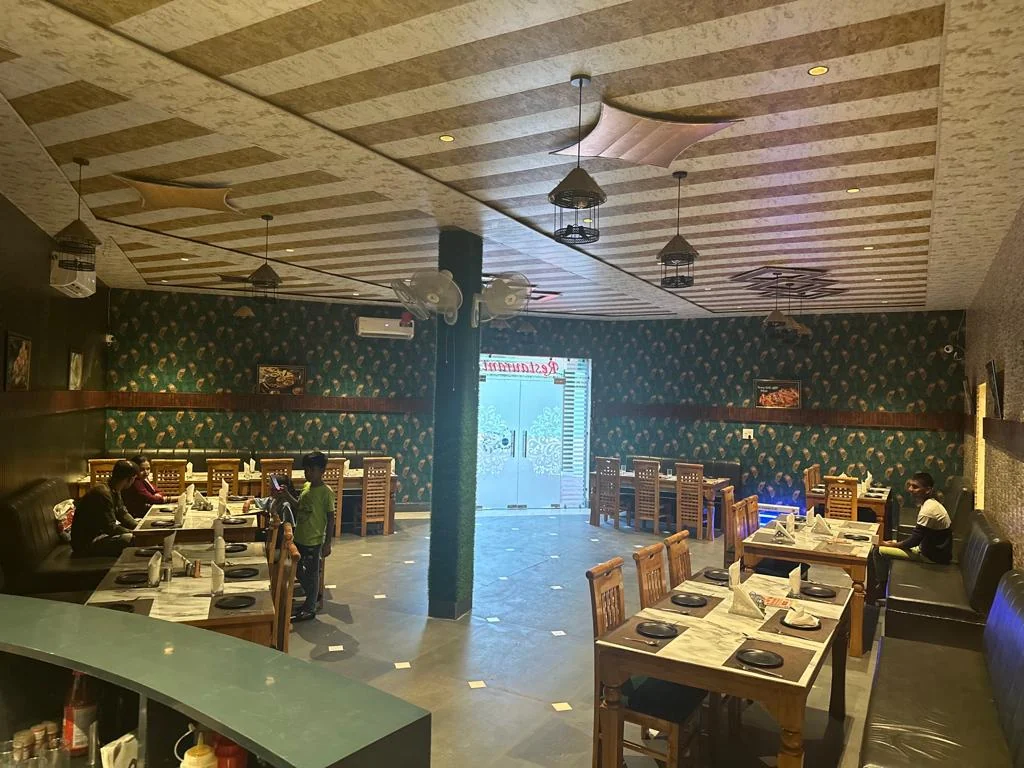 Interior view of Hotel Sunshine restaurant